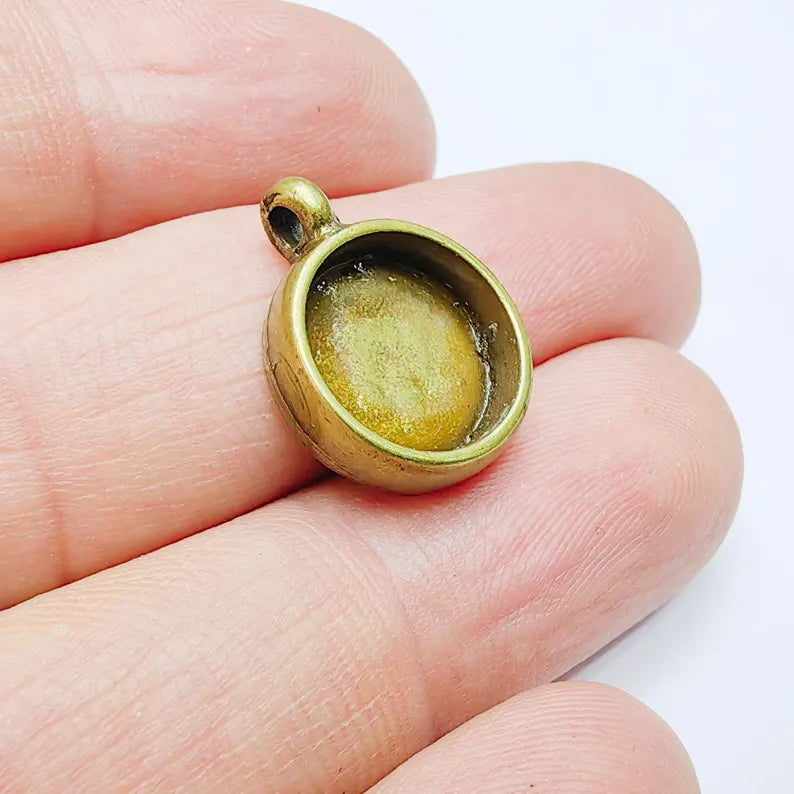 2 Round Pendant Blanks, Resin Bezel Bases, Mosaic Mountings, Dry flower Frame, Polymer Clay base, Antique Bronze Plated (12mm) G37740