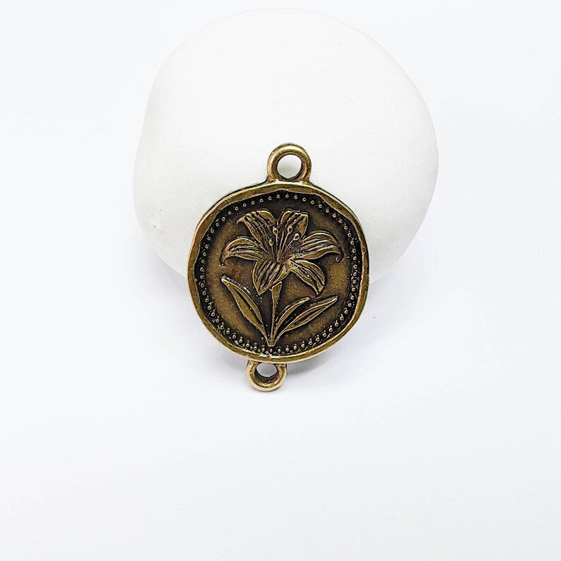 Lily Flower Charm Connector, Round Botanical Floral Design, Antique Bronze Plated, 34x24mm, G37742