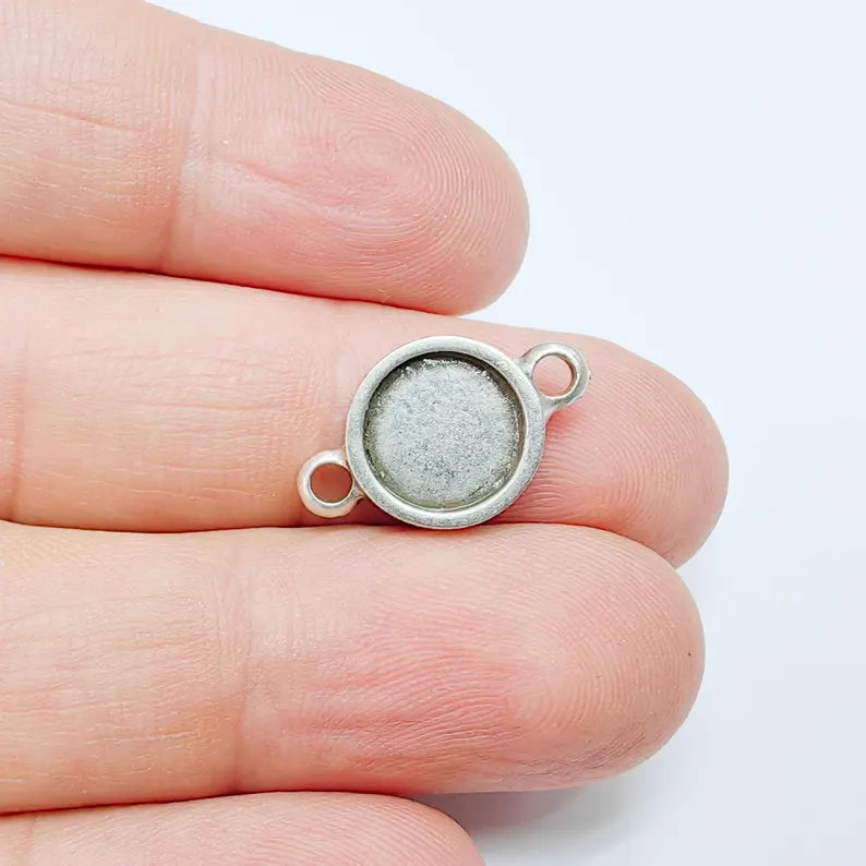 2 Round Bezel Connector, Double Loop Cabochon Blank, Epoxy Setting, Antique Silver Plated 10mm G37749