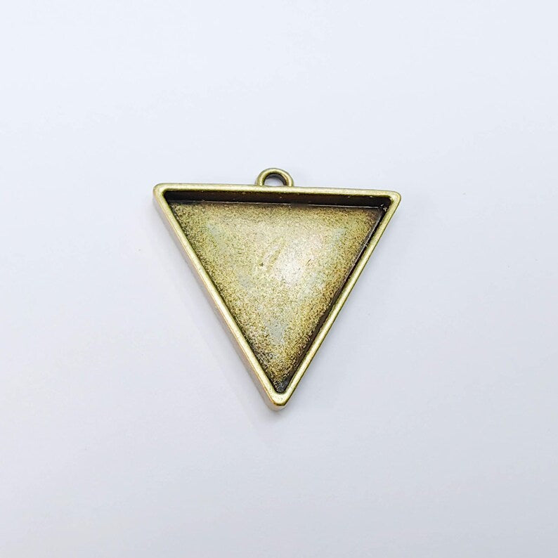 Triangle Bezel Charm Pendant, 25x25mm Bezel Setting, Geometric Frame G37756