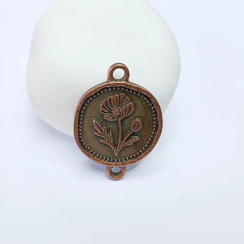 Poppy Flower Charm Connector, Botanical Floral Symbol, Round Coin, Antique Copper Plated 37x24mm, G37766