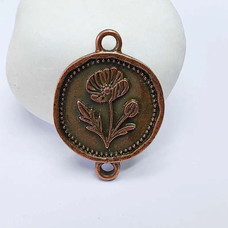 Poppy Flower Charm Connector, Botanical Floral Symbol, Round Coin, Antique Copper Plated 37x24mm, G37766