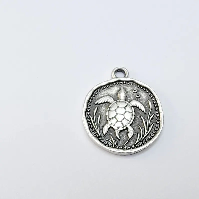 Sea Turtle Charm Pendant, Marine Animal Design, Antique Silver Plated, Round Shape, 28x24mm, G37777