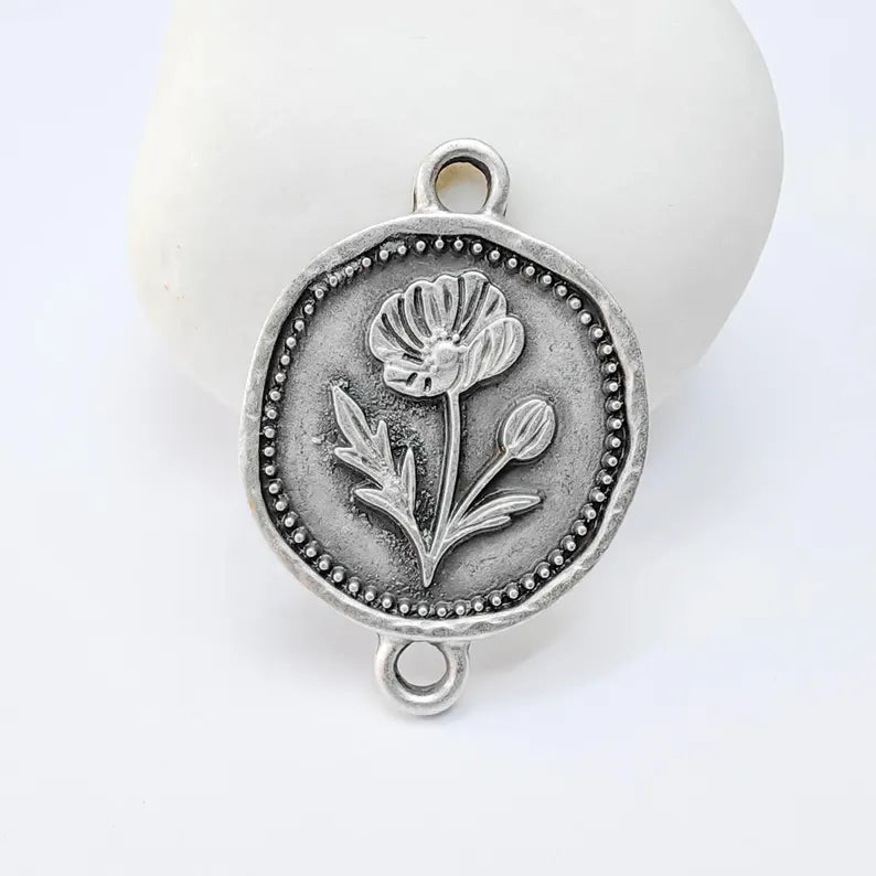 Poppy Flower Charm Connector, Botanical Floral Symbol, Round Coin, Antique Silver Plated 34x24mm, G37785