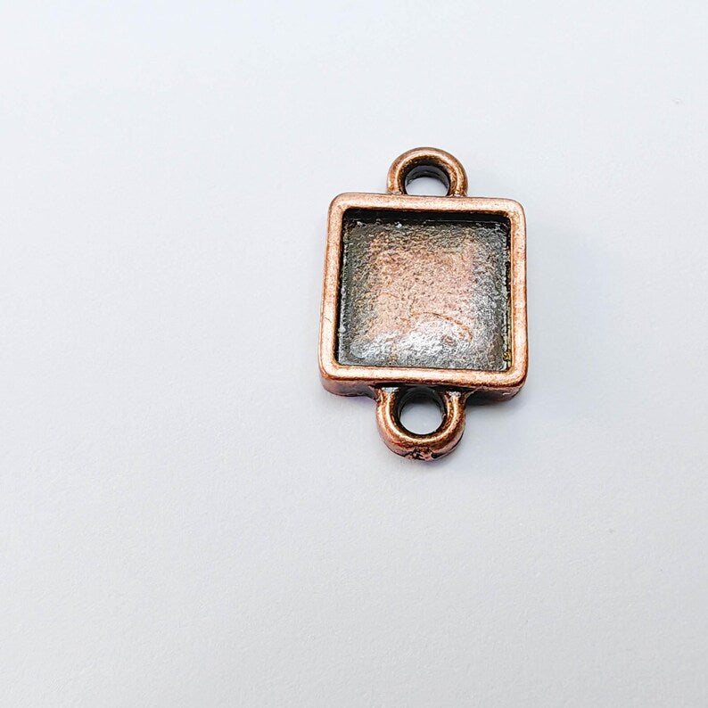 4 Square Bezel Connector Pendant, Double Loop Design, Antique Copper Plated, 10x10mm Bezel, G37788