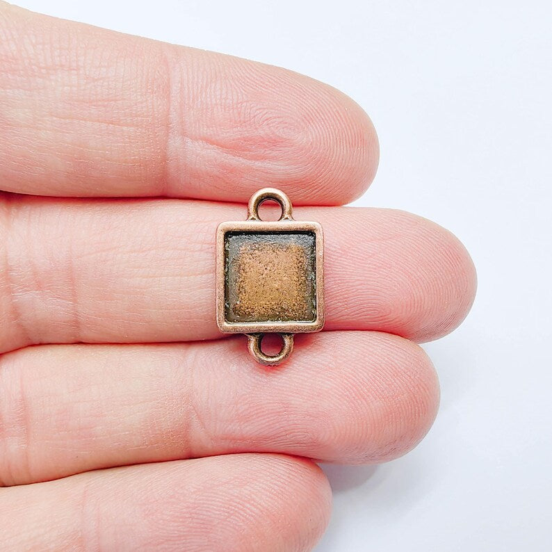 4 Square Bezel Connector Pendant, Double Loop Design, Antique Copper Plated, 10x10mm Bezel, G37788