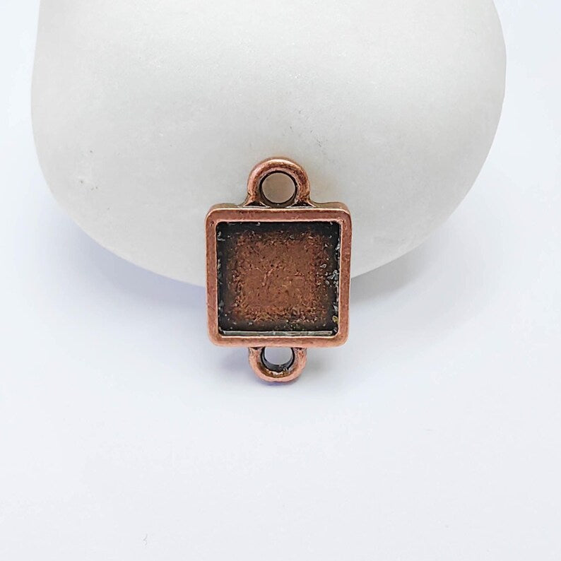 4 Square Bezel Connector Pendant, Double Loop Design, Antique Copper Plated, 10x10mm Bezel, G37788