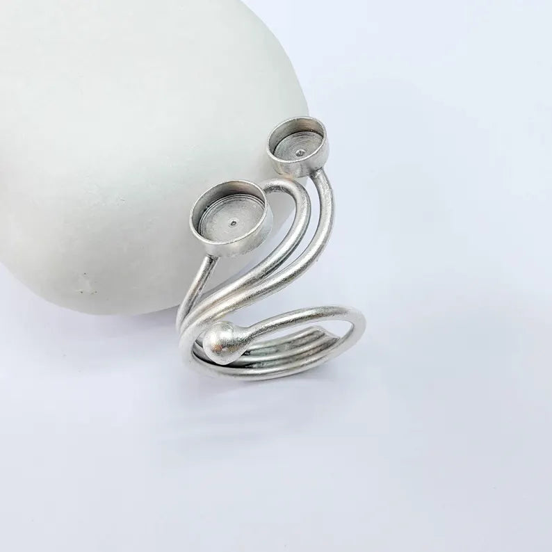 Adjustable Double Bezel Ring Base, Round Blank, Antique Silver Plated Brass 6mm, 8mm G37811