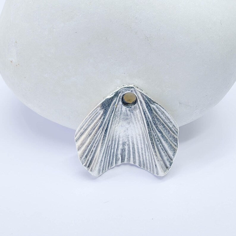 4 Fan, Scallop Shell Charm Pendant, Textured Sea Shell Design, Antique Silver Plated, 15x14mm, G37798