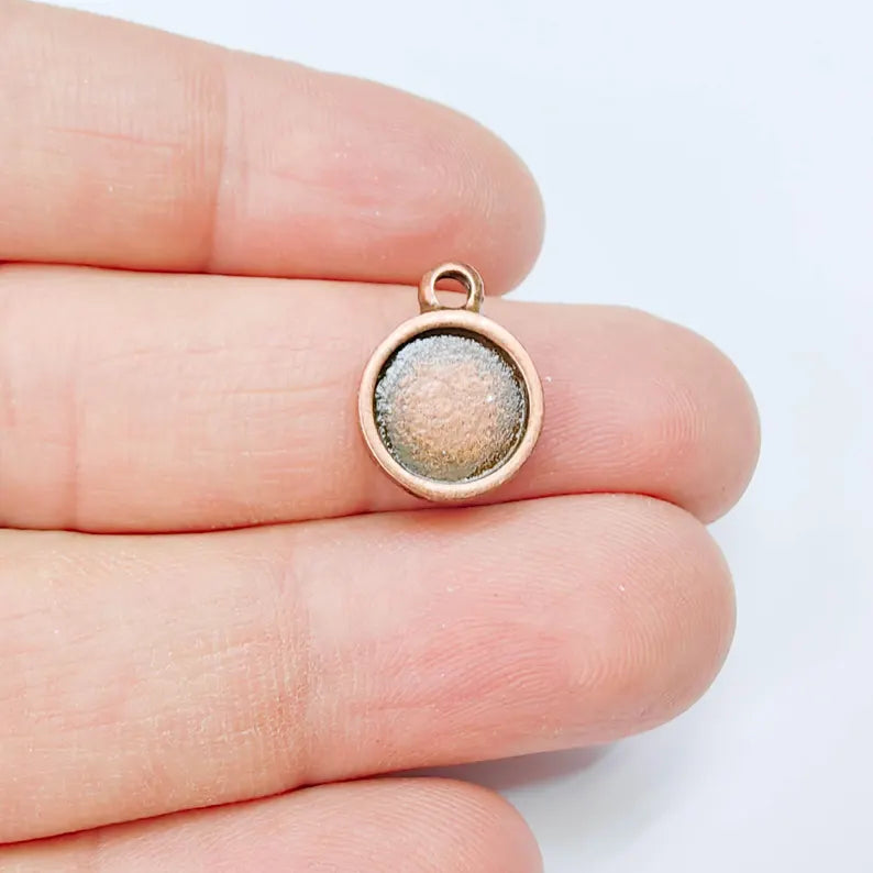 4 Round Bezel Pendant Blank, Circular Design, Antique Copper Plated, 10mm Bezel, G37810