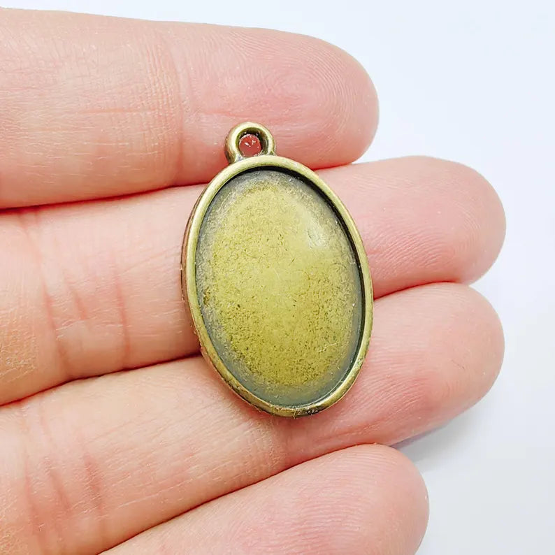 Oval Bezel Pendant, 25x18mm Inner Size, Antique Bronze Plated Zamac Jewelry Finding, G37816