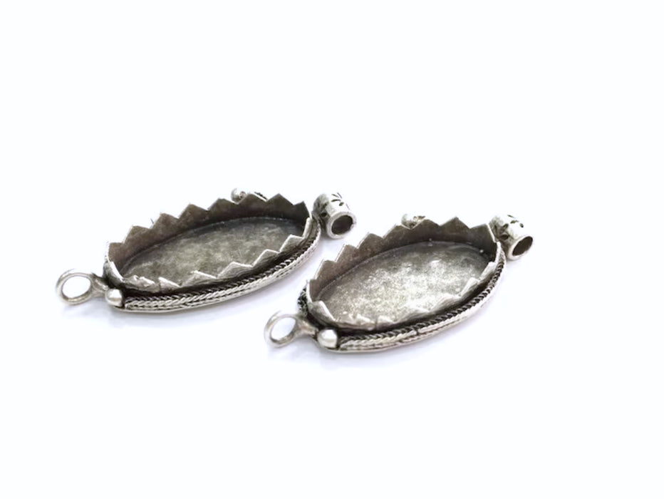Antique Silver Plated Brass  Mountings , Blanks (30x15 mm blank)  G16295