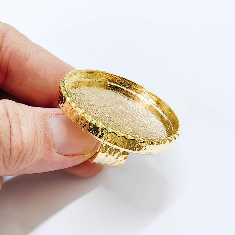 Hammered Ring Blank Setting Cabochon Base Mounting Adjustable Bezel 40mm Shiny Gold Plated G37843