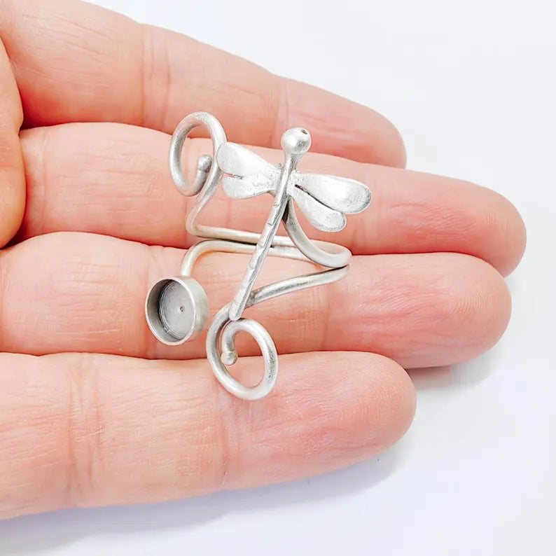 Ring Base with Dragonfly, 8mm Round Bezel Setting, Antique Silver Plated Brass, Adjustable G37847