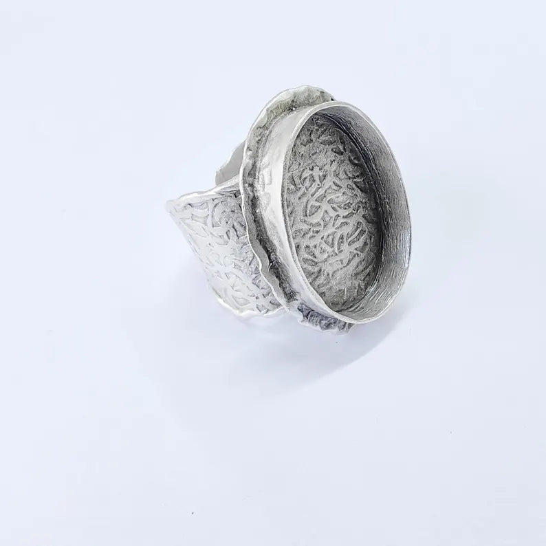 Ring Base 25x18mm Oval Bezel, Wide Textured Band, Adjustable Antique Silver Plated Brass, G37849