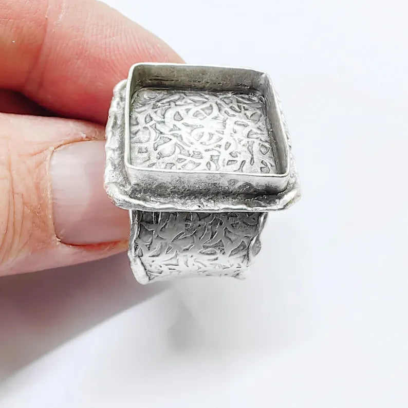 Adjustable Ring Base with Square Bezel, Textured Band, Antique Silver Plated Brass, 20mm, G37834