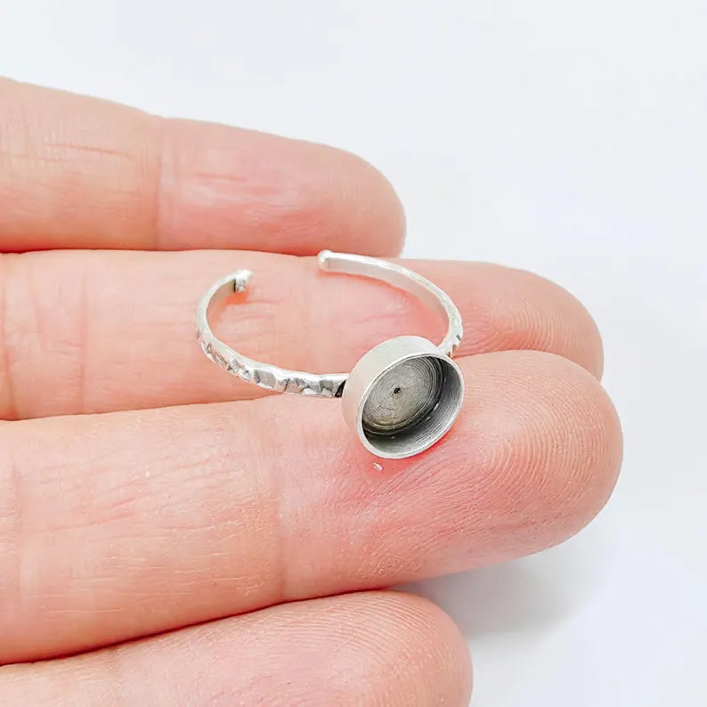 Antique Silver Adjustable Ring Base, 8mm Round Bezel Setting, Minimal Band Design, G37862