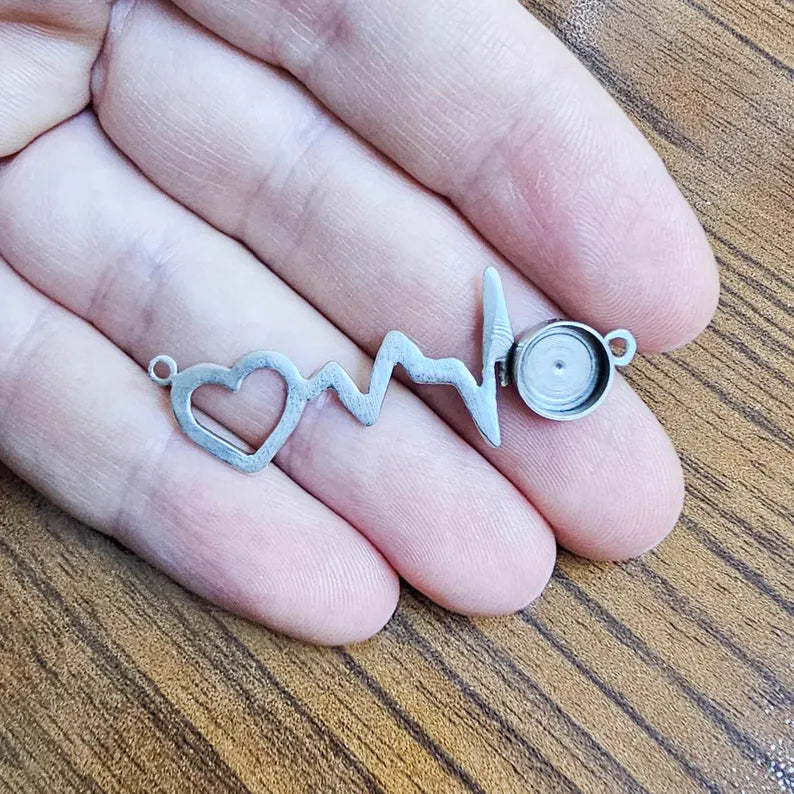 Heartbeat Bezel Connector Pendant, Heart ECG Design, Antique Silver Plated, 8mm, G37869