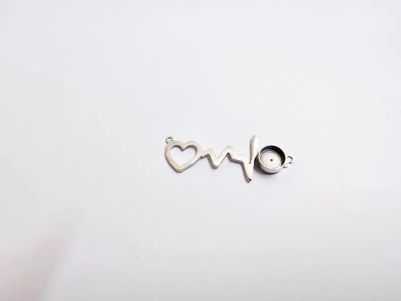 Heartbeat Bezel Connector Pendant, Heart ECG Design, Antique Silver Plated, 8mm, G37869