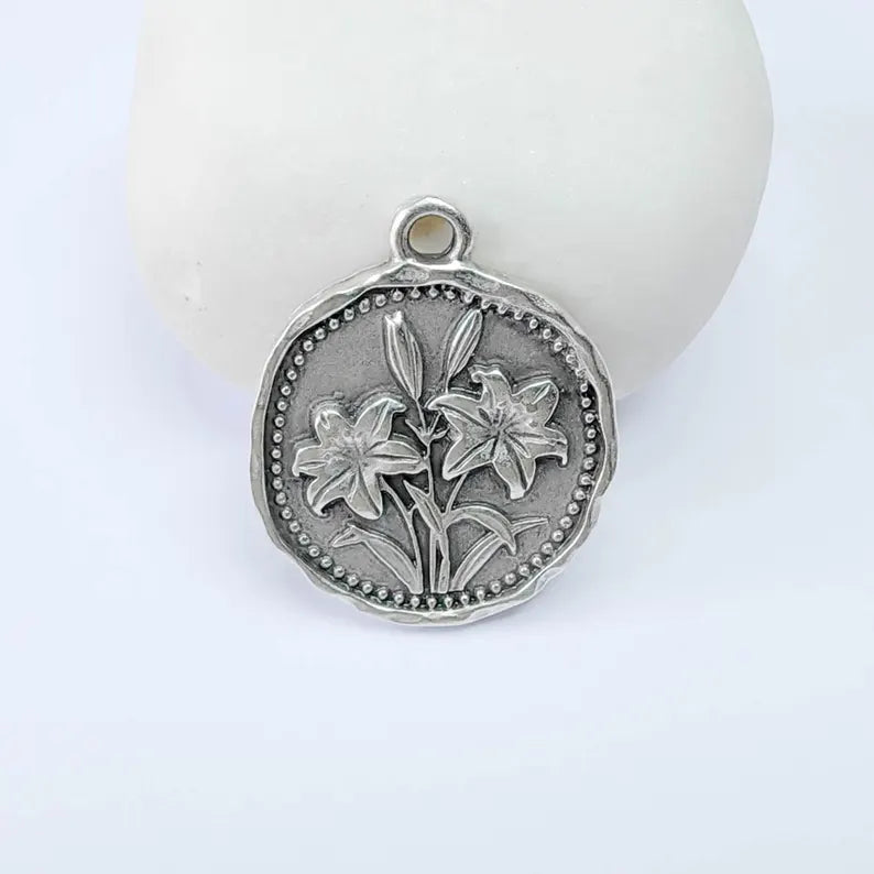Lily Flower Charm Pendant, Double Sided Botanical Design, Antique Silver Plated, 28x24mm, G37871