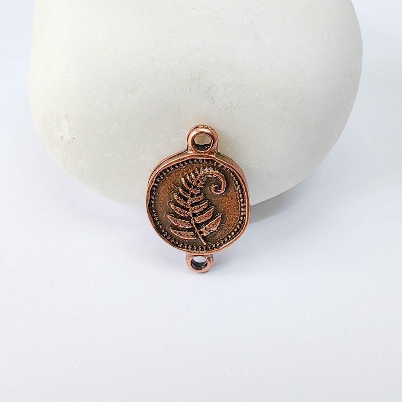 4 Fern Leaf Connector Charm, Botanical Nature Design, Double Sided, 19x13mm, Antique Copper Plated G37895