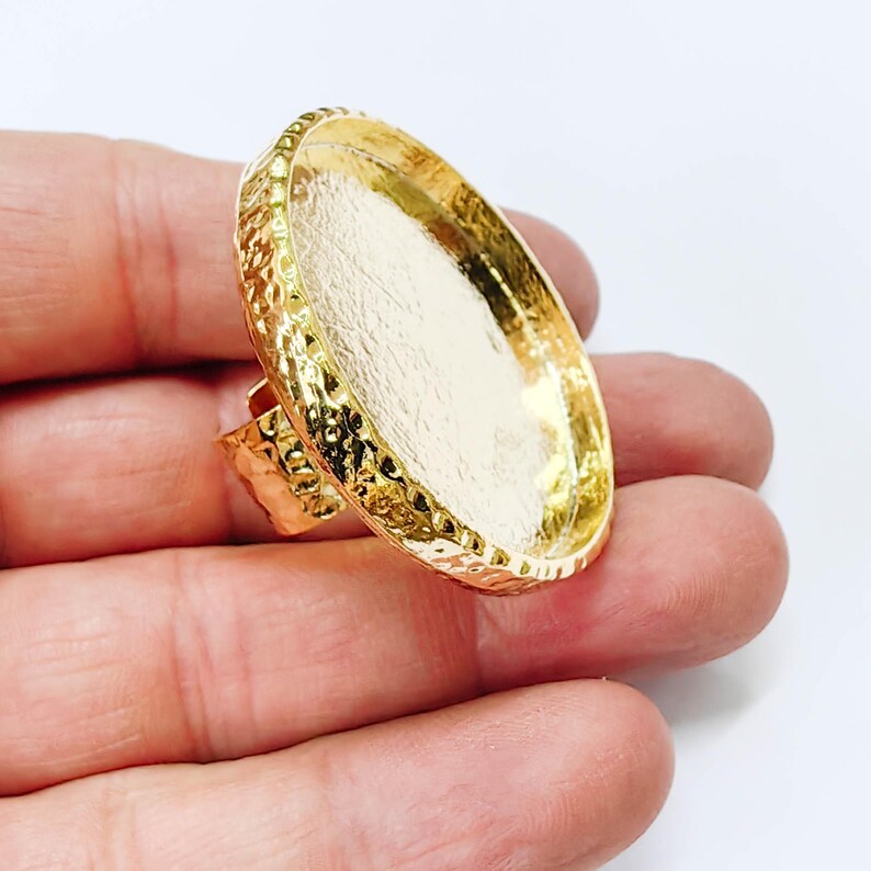 Hammered Ring Blank Setting Cabochon Base Mounting Adjustable Bezel 40mm Shiny Gold Plated G37843