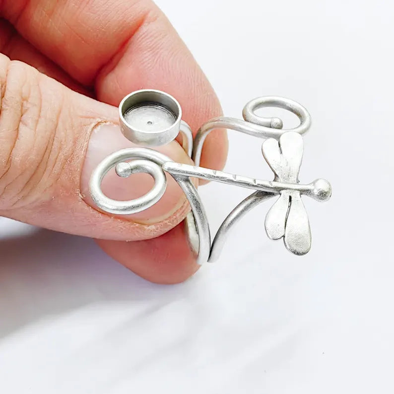 Ring Base with Dragonfly, 8mm Round Bezel Setting, Antique Silver Plated Brass, Adjustable G37847
