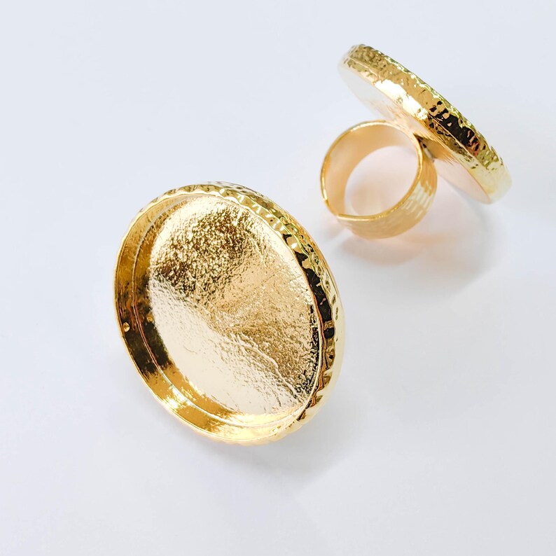 Hammered Ring Blank Setting Cabochon Base Mounting Adjustable Bezel 35mm Shiny Gold Plated G37848