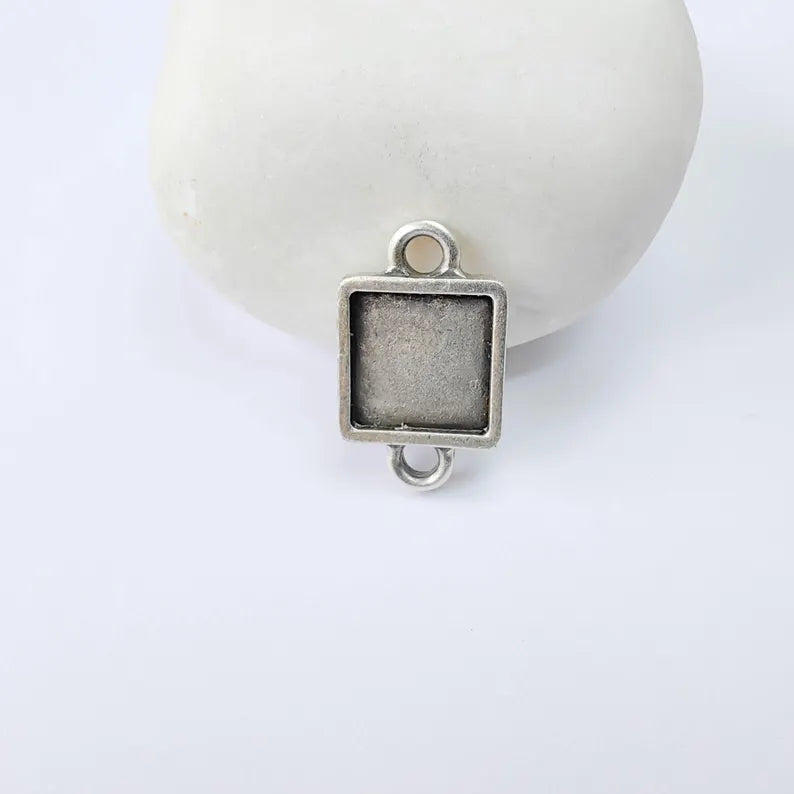 2 Square Bezel Connector, Double Loop Cabochon Blank, Antique Silver Plated 10x10mm G37903