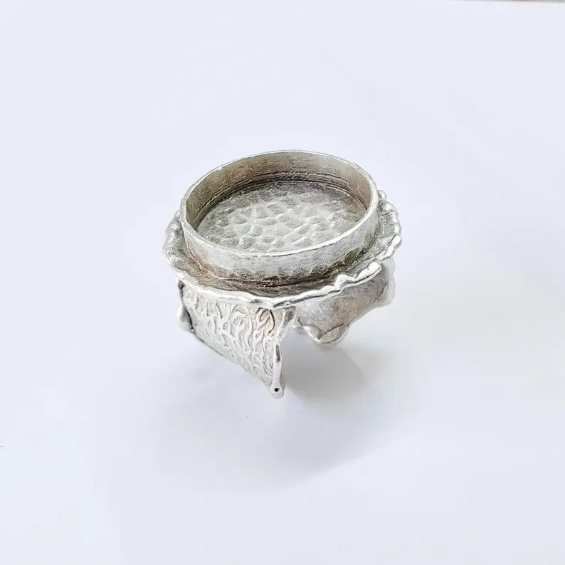 Antique Silver Adjustable Ring Base, 20mm Bezel, Wide Textured Band, G37857
