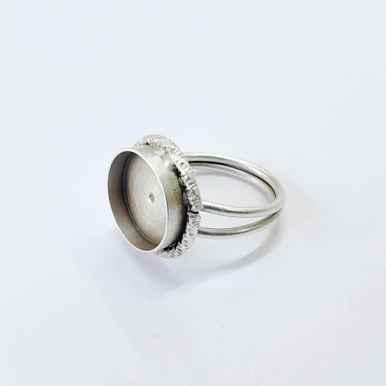 Antique Silver Adjustable Ring Base, 14mm Bezel, Textured Edge Setting, G37858