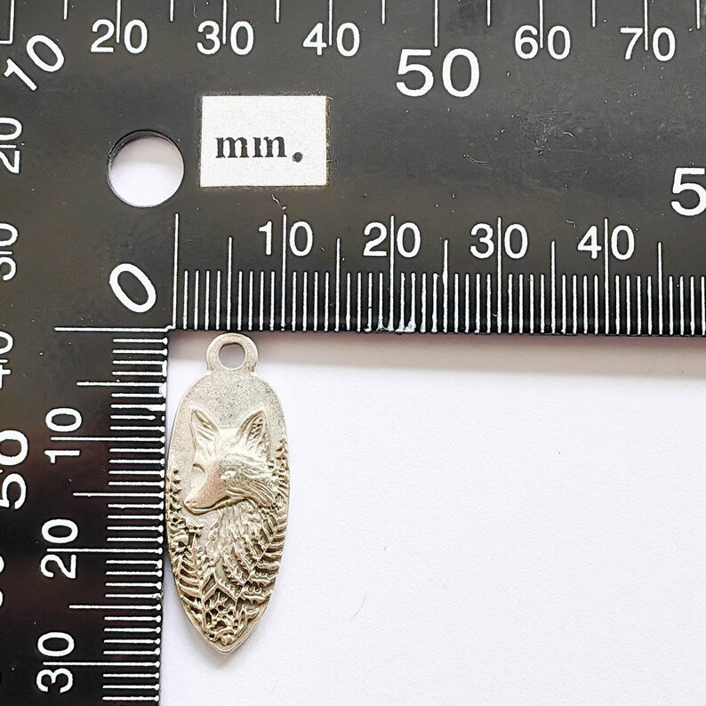 Fox Charm Pendant, Double Sided Woodland Animal Design Wolf, Antique Silver Plated, 30x12mm, G37867