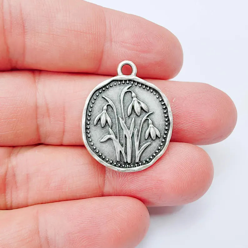 Snowdrop Flower Charm Pendant, Double Sided Botanical Nature Design, Antique Silver Plated 28x24mm, G37913