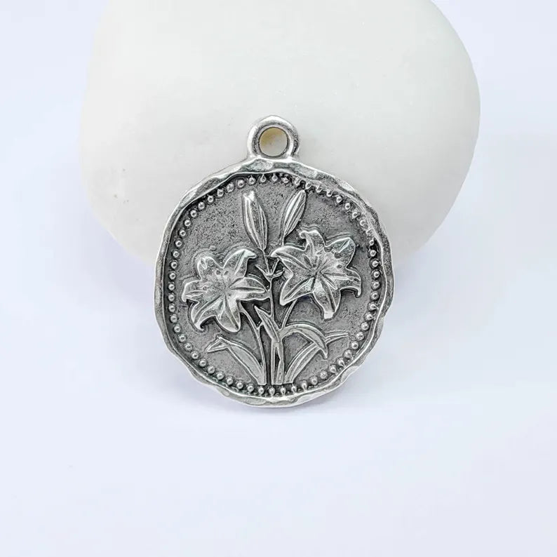 Lily Flower Charm Pendant, Double Sided Botanical Design, Antique Silver Plated, 28x24mm, G37871