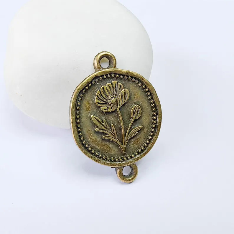Poppy Flower Charm Connector, Botanical Floral Symbol, Round Coin, Antique Bronze Plated 34x24mm, G37880