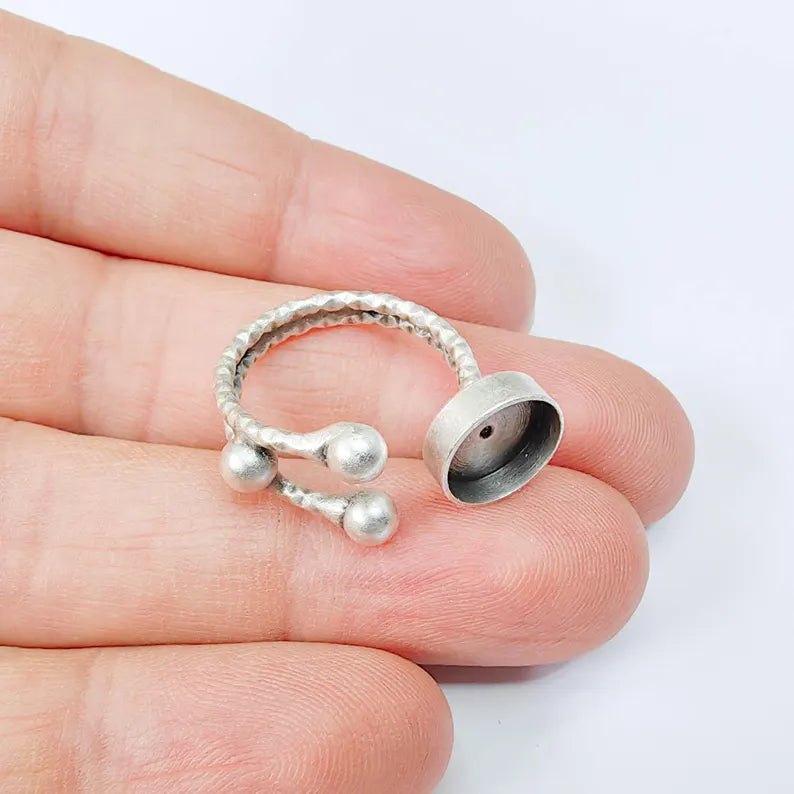 Antique Silver Adjustable Ring Base, 10mm Round Bezel, Textured Band Design, G37887