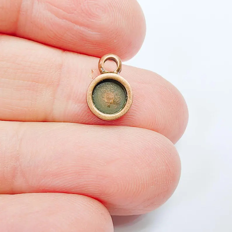 4 Round Bezel Pendant, 6mm Inner Size, Antique Copper Plated, Zamac Jewelry Finding, G37899