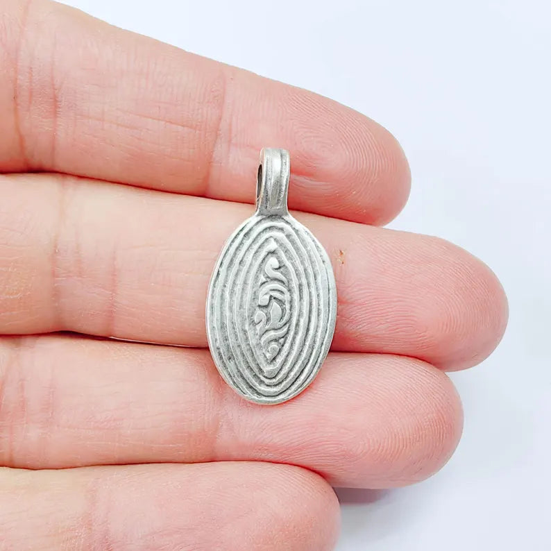 Oval Wave Charm Pendant, Minimal Ocean Design, Antique Silver Plated, 30x15mm, G37906