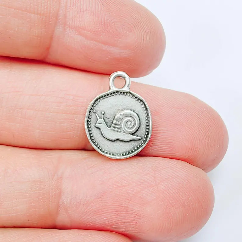 4 Pcs Snail Charm Pendant, Double Sided Nature Design, Antique Silver Plated, 16x13mm, G37926