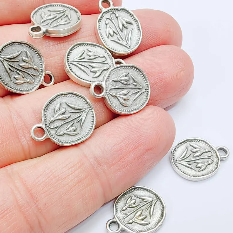 4 Snowdrop Flower Charm Pendant, Double Sided Botanical Design, Antique Silver Plated, 16x13mm, G37928