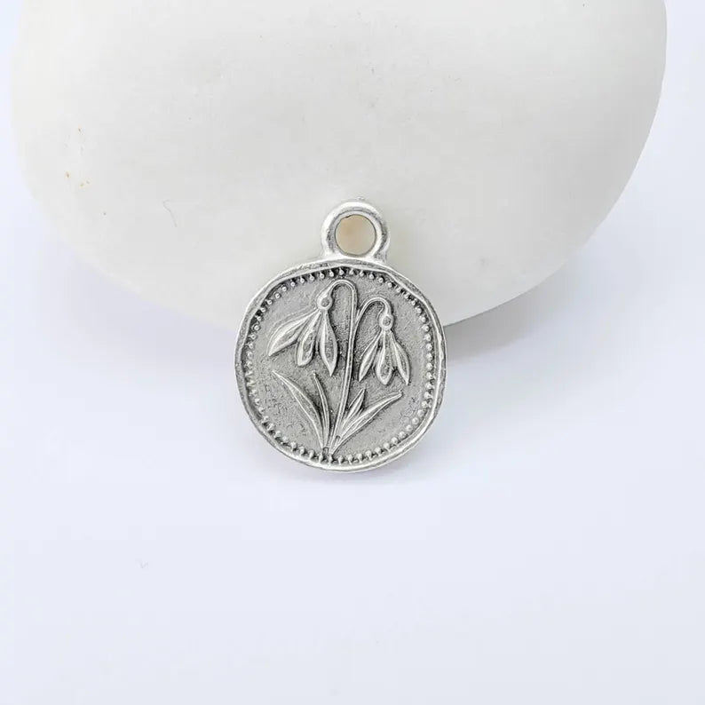 4 Snowdrop Flower Charm Pendant, Double Sided Botanical Design, Antique Silver Plated, 16x13mm, G37928