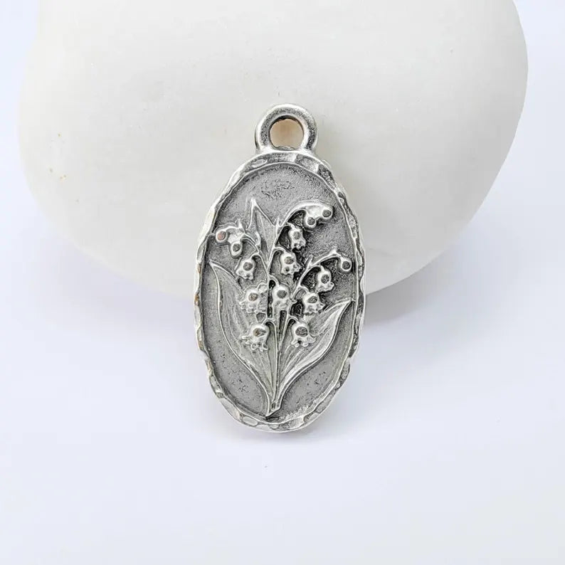 Lily of the Valley Oval Charm Pendant, Double Sided Botanical Design, Antique Silver Plated, 25x13mm, G37936