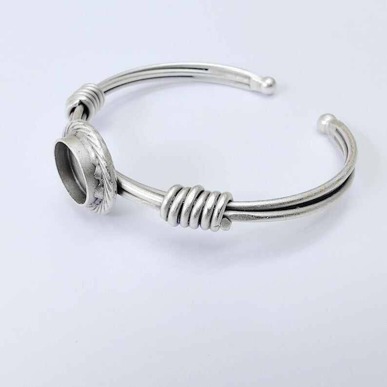 Adjustable Bracelet Blank, 12mm Round Bezel, Textured Frame Design, Open Cuff Base, G37914