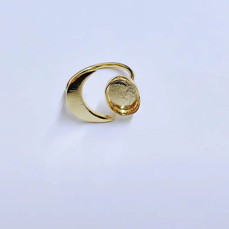Crescent Moon Ring Blank Base Bezel Settings Cabochon Base Mountings Adjustable , Shiny Gold Plated Brass (11x8mm Blank) G37959