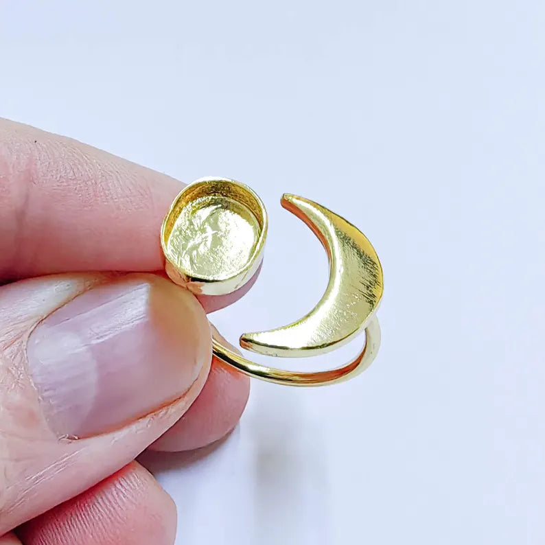 Crescent Moon Ring Blank Base Bezel Settings Cabochon Base Mountings Adjustable , Shiny Gold Plated Brass (11x8mm Blank) G37959