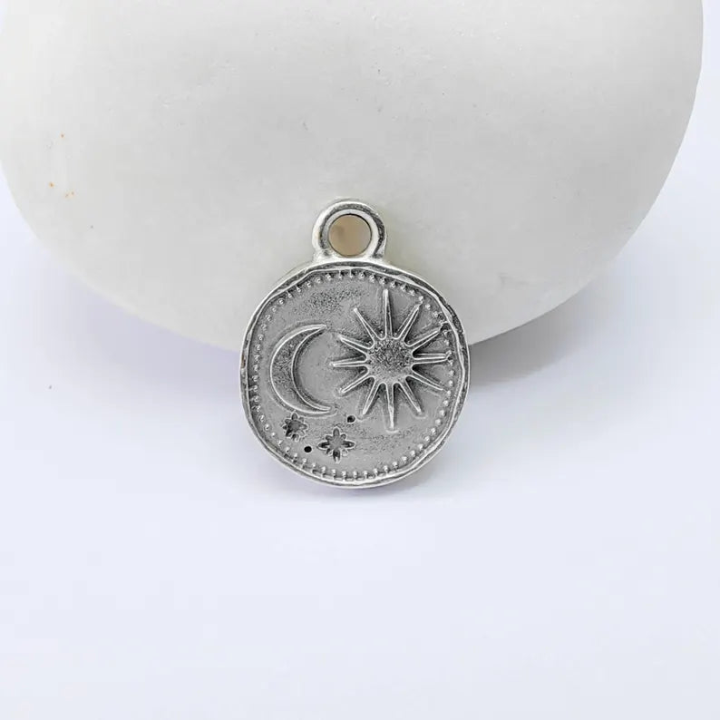 4 Pcs Sun and Moon Round Charm Pendant, Double Sided Celestial, Antique Silver Plated, 16x13mm, G37964