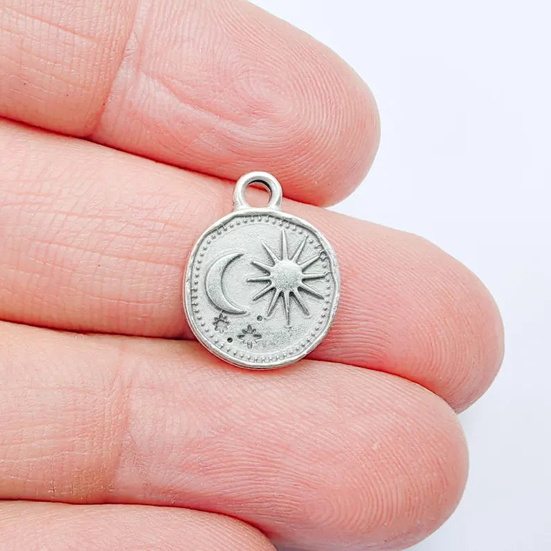 4 Pcs Sun and Moon Round Charm Pendant, Double Sided Celestial, Antique Silver Plated, 16x13mm, G37964