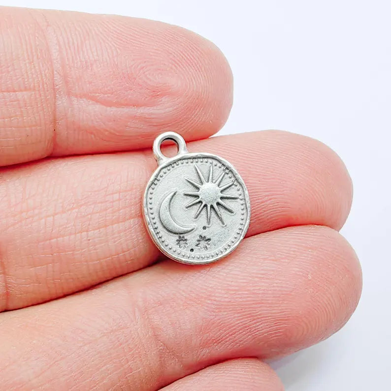 4 Pcs Sun and Moon Round Charm Pendant, Double Sided Celestial, Antique Silver Plated, 16x13mm, G37964
