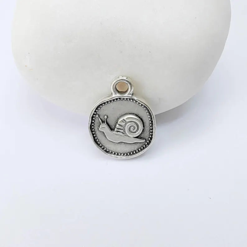 4 Pcs Snail Charm Pendant, Double Sided Nature Design, Antique Silver Plated, 16x13mm, G37926