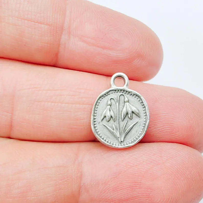 4 Snowdrop Flower Charm Pendant, Double Sided Botanical Design, Antique Silver Plated, 16x13mm, G37928